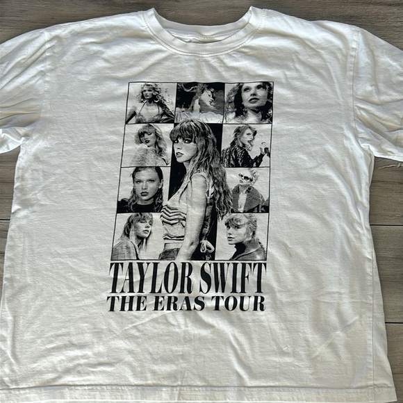 Taylor Swift The Eras Tour White T-Shirt size XL - Picture 3 of 8
